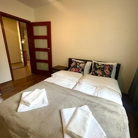 Apartment Na Ogrodowa Warsaw